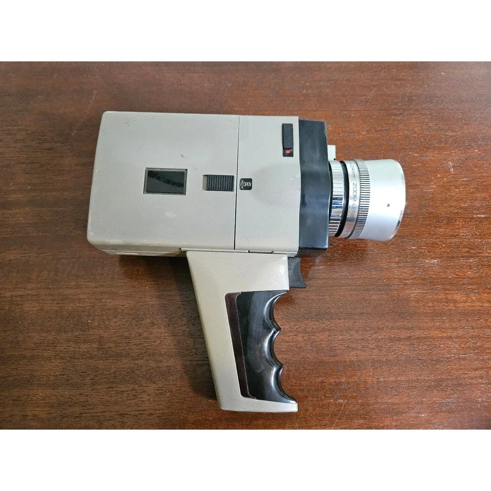 Sears Reflex Zoom XL Super 8 Movie Camera Gray Model 584.91901 Vintage